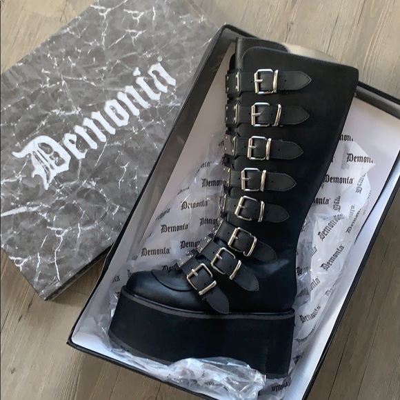 Demonia Damn 318 - Picture 3 of 6